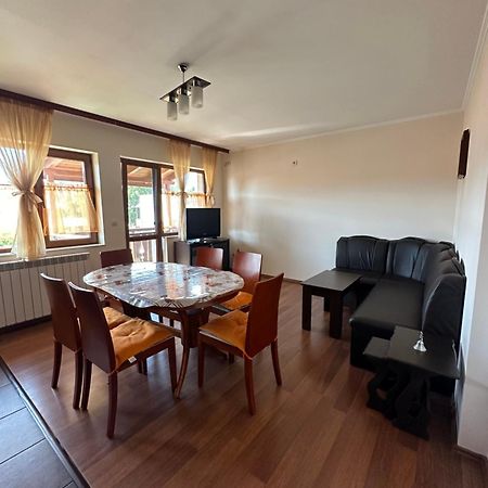 Valevitsata Guesthouse Разлог Экстерьер фото