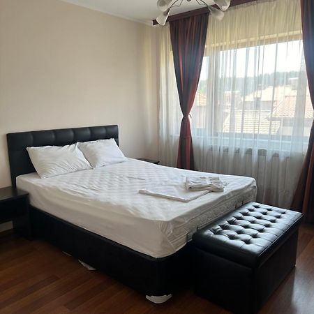 Valevitsata Guesthouse Разлог Экстерьер фото